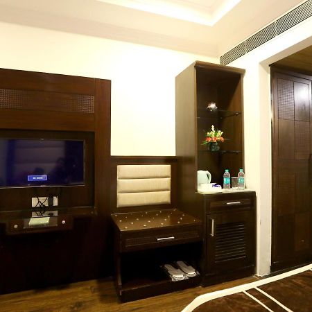 Hotel Pitrashish Pride Igi Intl Airport Delhi Eksteriør billede