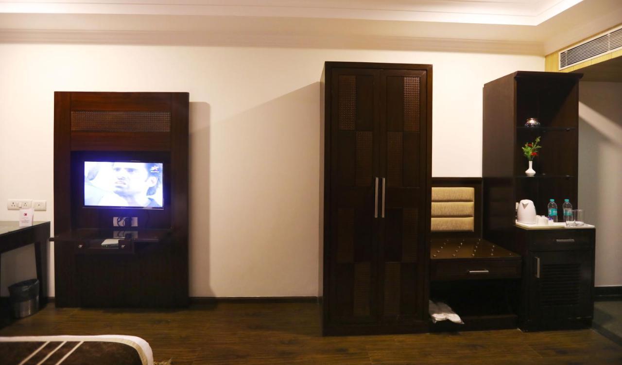 Hotel Pitrashish Pride Igi Intl Airport Delhi Eksteriør billede