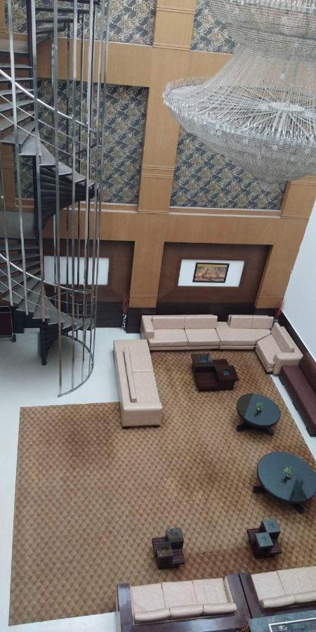 Hotel Pitrashish Pride Igi Intl Airport Delhi Eksteriør billede
